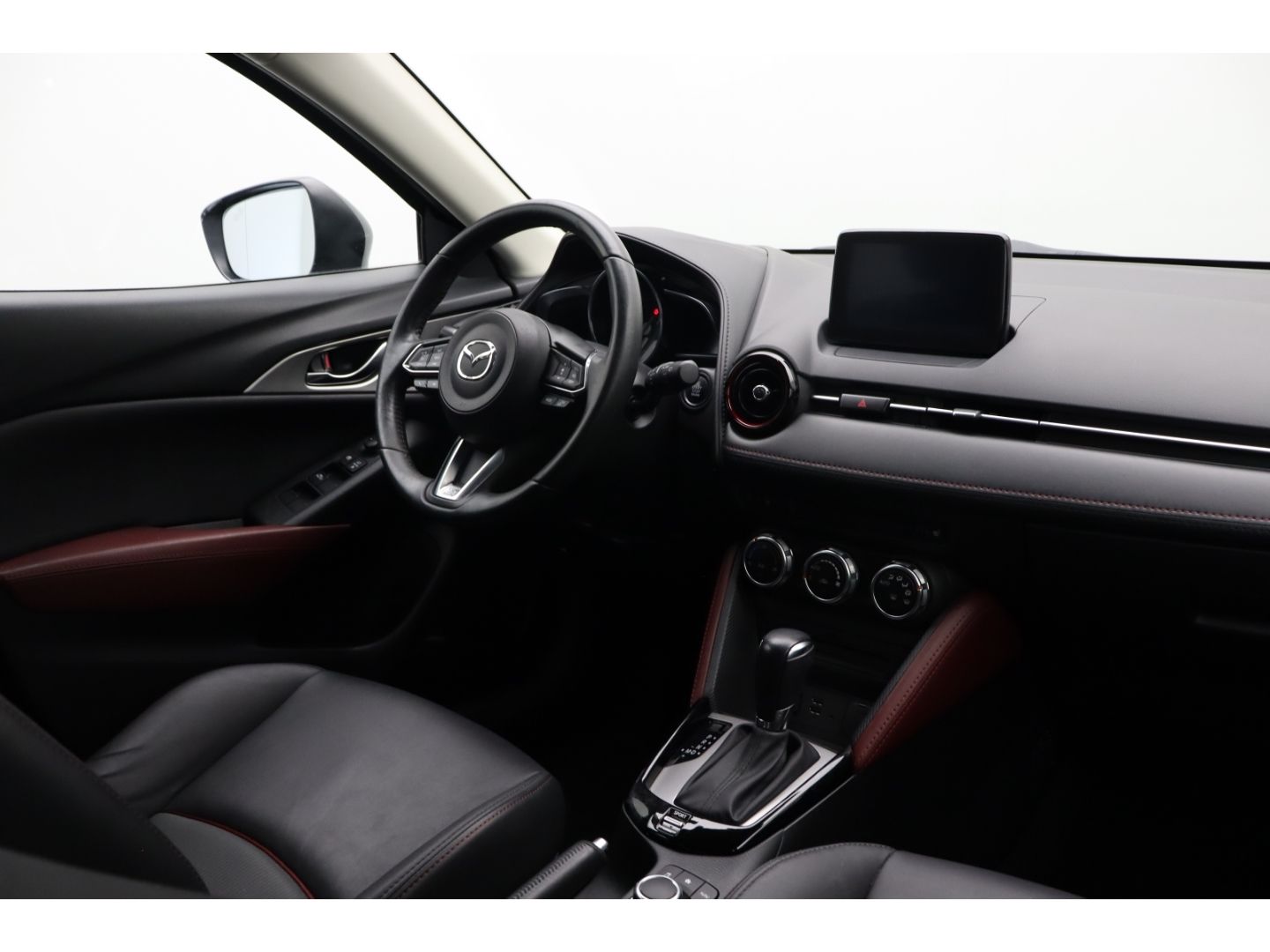 Fahrzeugabbildung Mazda CX-3 Sports-Line AWD Navi ACC Bose Soundsystem