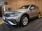 Volkswagen Tiguan Allspace 1,5TSI DSG 7-Sitzer*Navi*LED*AHK - VW Tiguan Allspace von 2025