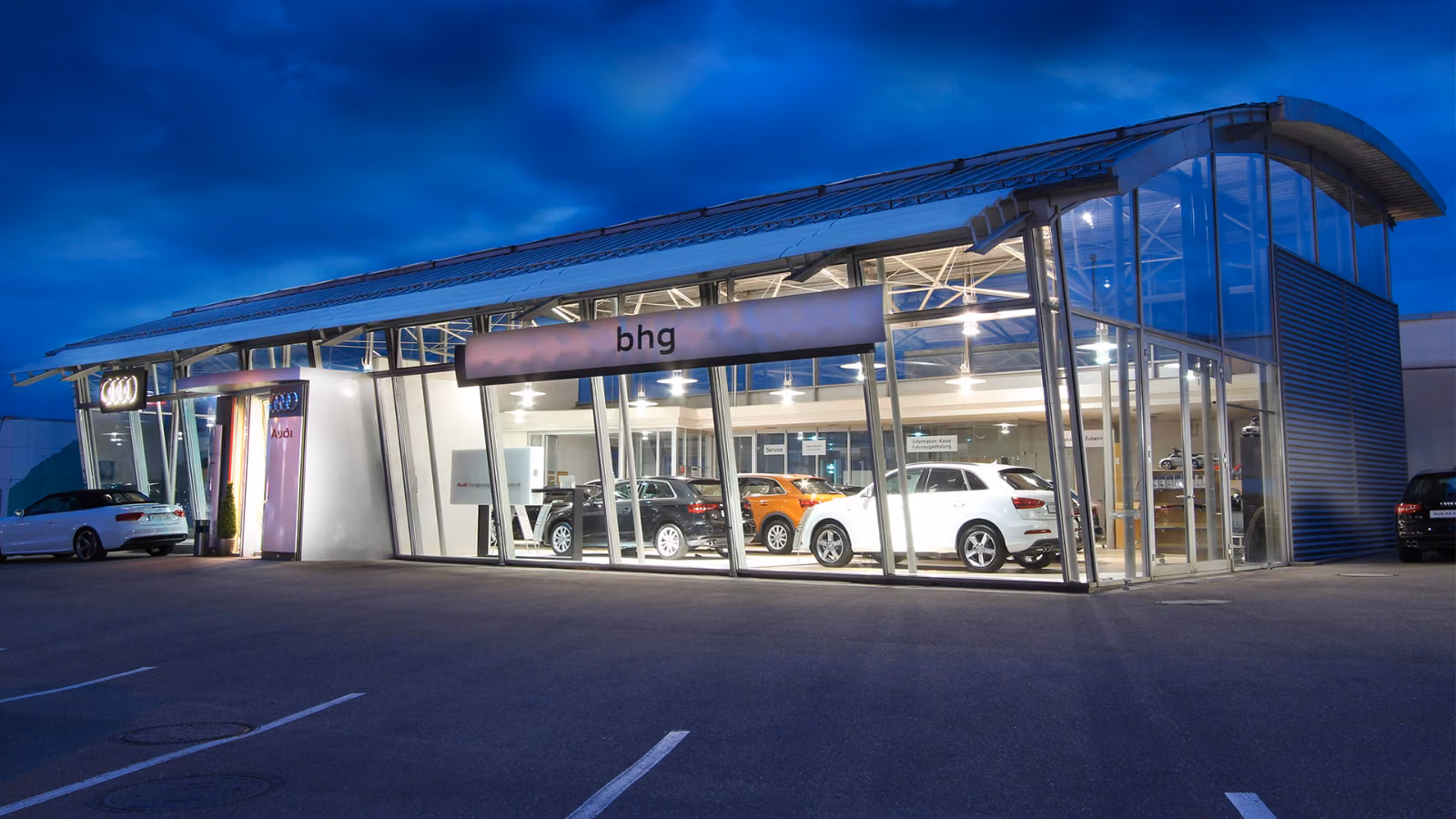 showroom-image-bottom