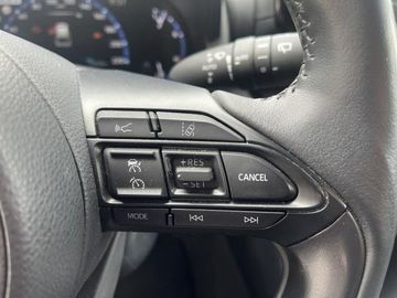 Bild 10 Toyota Yaris Cross 1.5 VVT-iE Hybrid Team D AWD - Navi