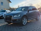 Audi Q5 2.0 TFSI quattro PANO LEDER KAM XENON BLTH - Audi Q5: Grau