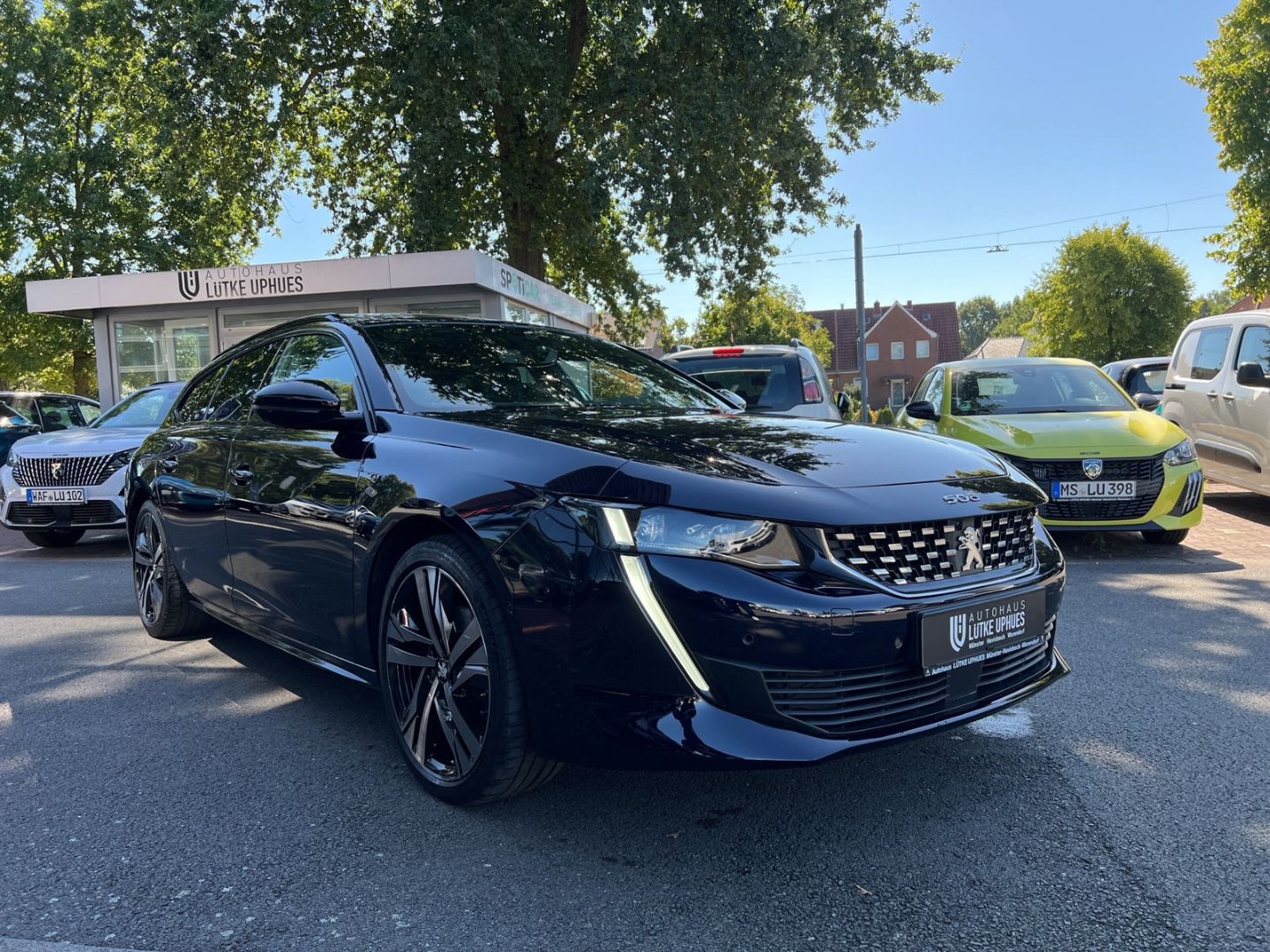 Fahrzeugabbildung Peugeot 508 SW GT BlueHDi 130 EAT8 Sportpaket AHK Pano