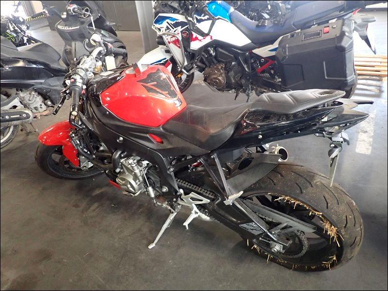 BMW S1000 R