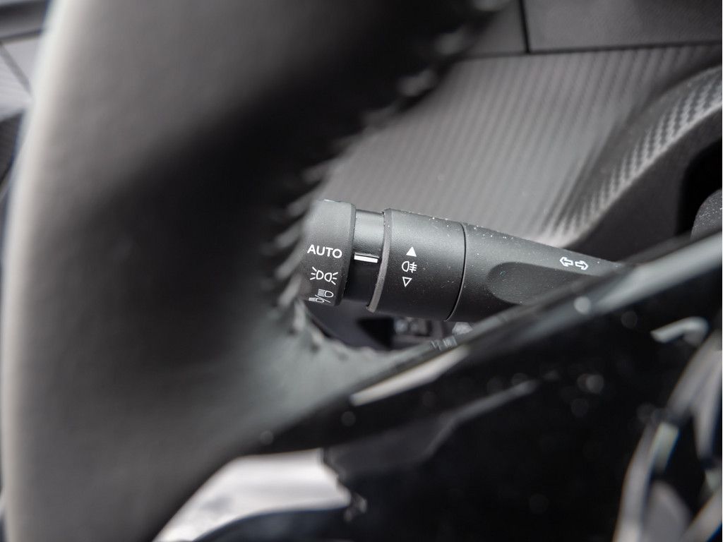 Peugeot 208 - Bild 21