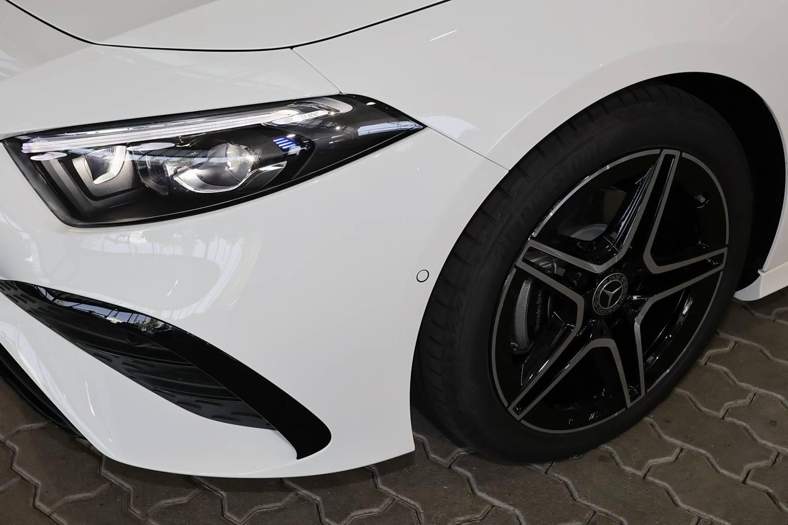Mercedes-Benz A-Class d AMG MBUX+RüKam+M-LED+Pano+AHK+Night+DAB, миниатюра 3