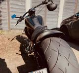 Harley-Davidson Breakout Custom 280er Jekill & Hide Design-Lack