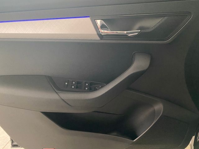 Karoq Drive 2.0 TDI AHK+NAVI+KAMERA+MATRIX