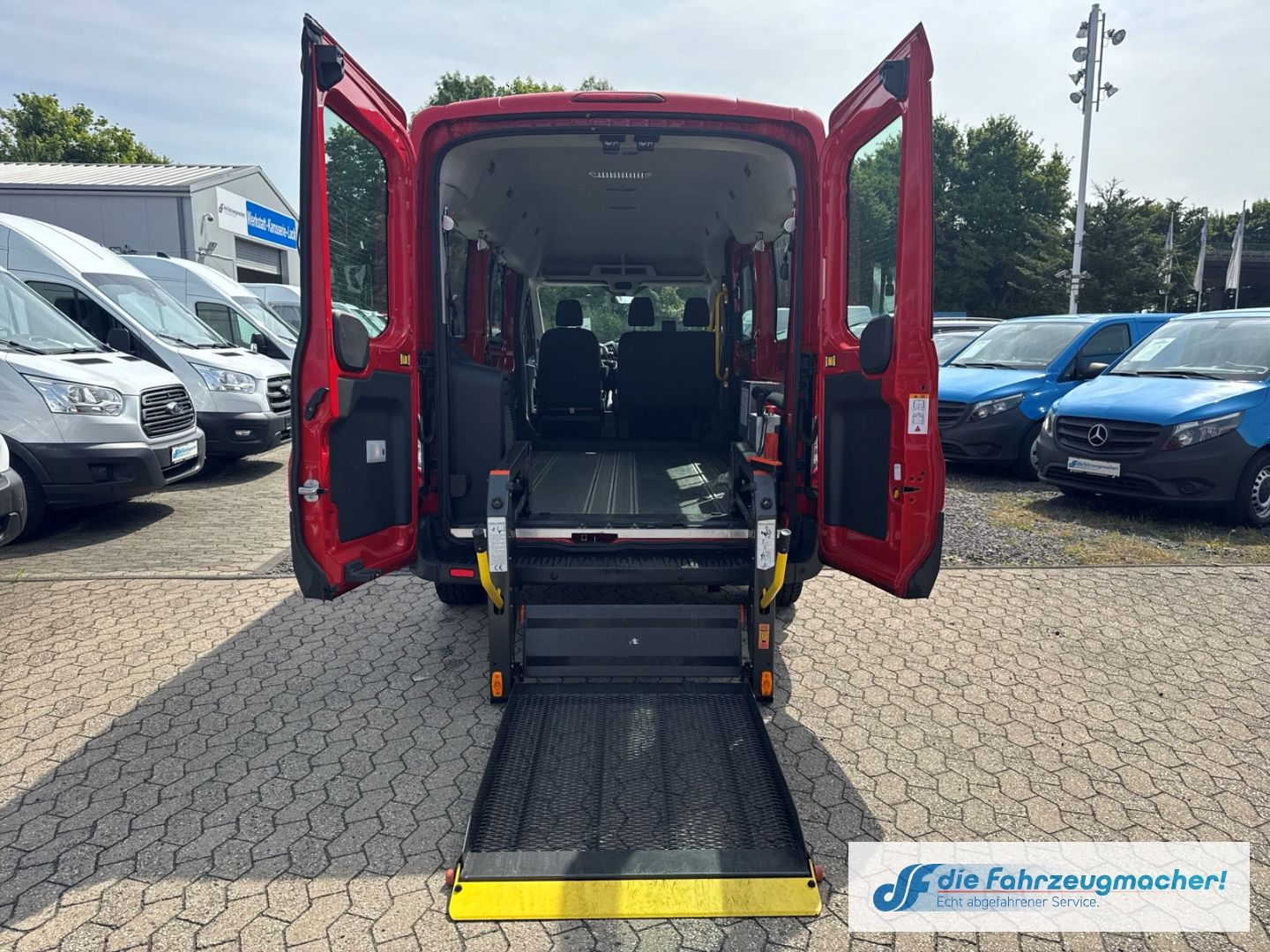 Fahrzeugabbildung Ford Transit Kombi 350 L3 2.2 TDCi DPF *4381 *KLIMA