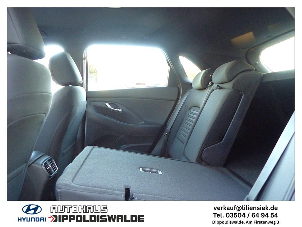 Hyundai i30 1.0 T-GDi Advantage LED, PDC, Navi