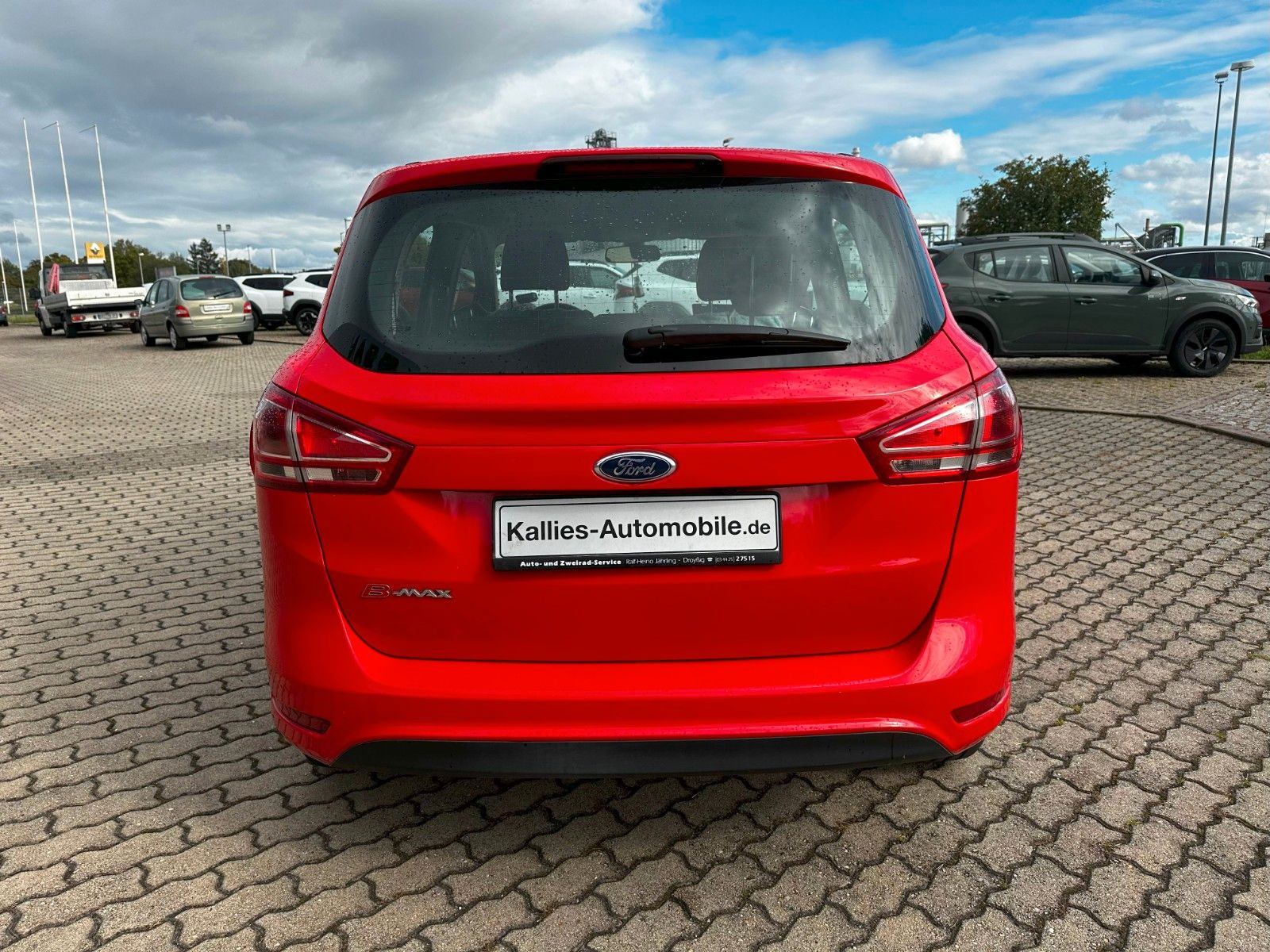 Fahrzeugabbildung Ford B-Max B-MAX Titanium