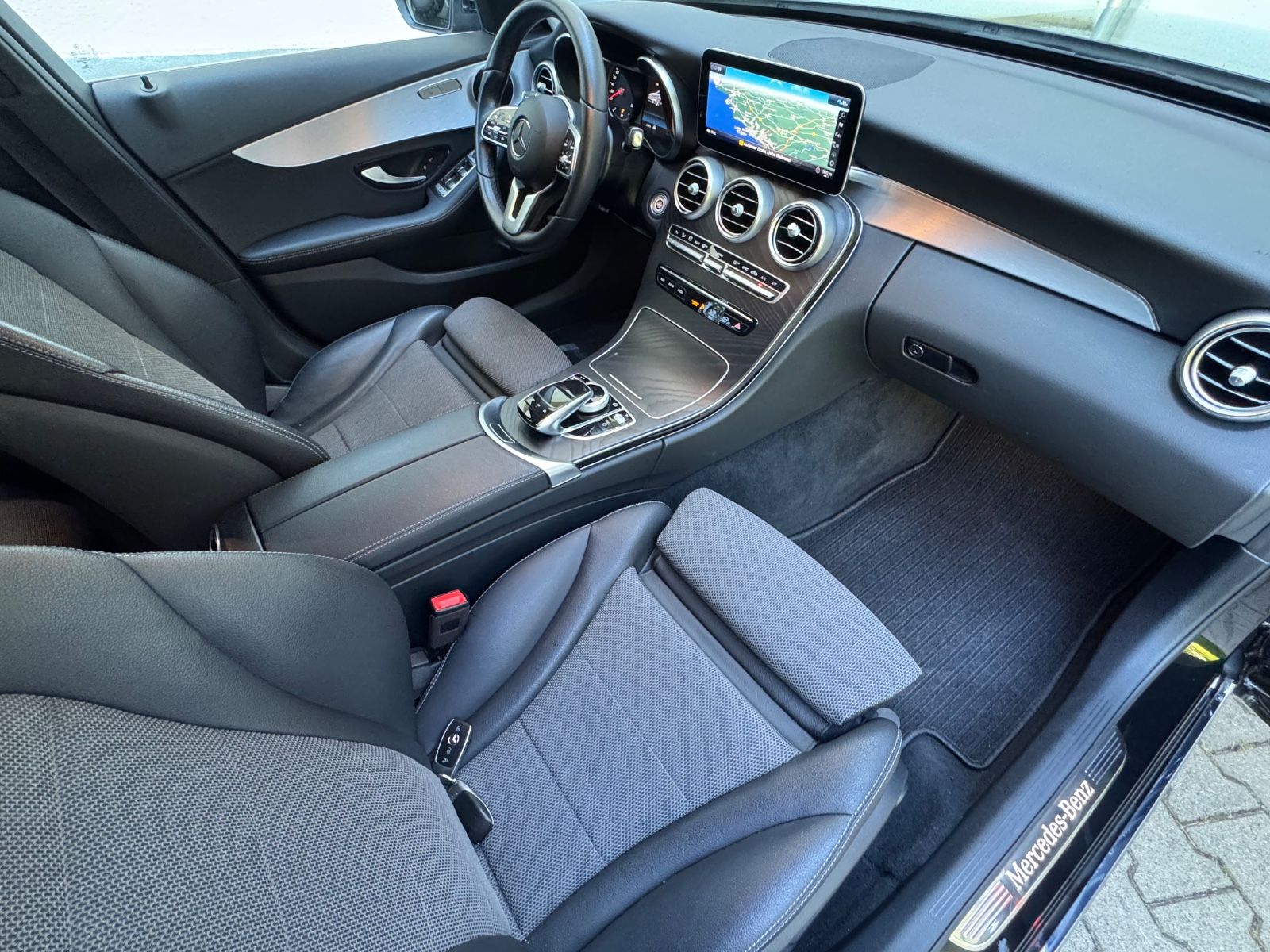Mercedes-Benz C 220 d T 4Matic Avantgarde 194PS/MultiBeam/Navi foto 17