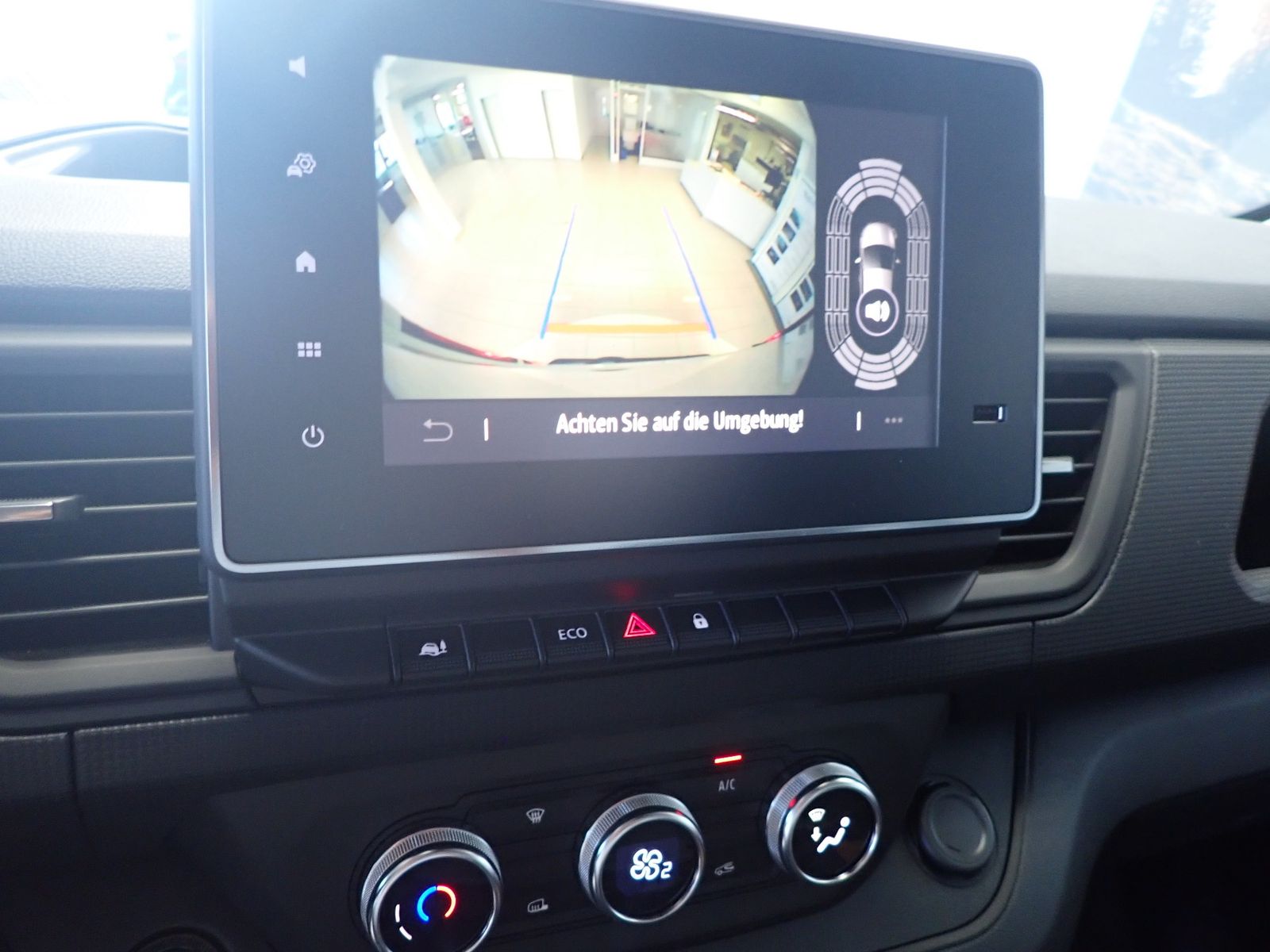 Fahrzeugabbildung Renault Trafic E-TECH 100% elektrisch Kastenwagen L1H1