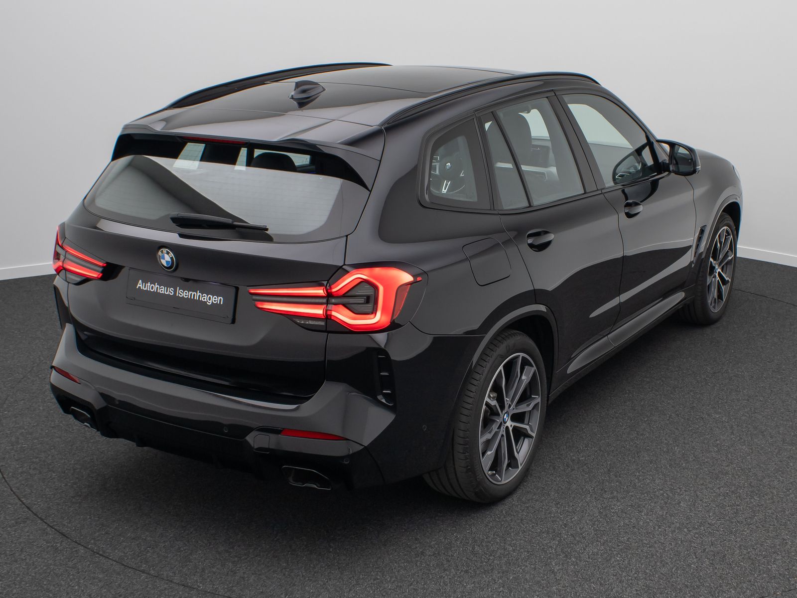 Fahrzeugabbildung BMW X3 M40i Laser HUD DAB 360° DisplKey Panorama 20"