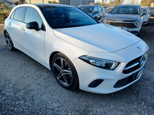 MERCEDES-BENZ Mercedes-benz A 180 d Automatic Premium