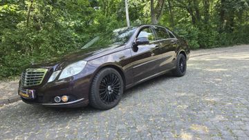 Mercedes E 250 - 3
