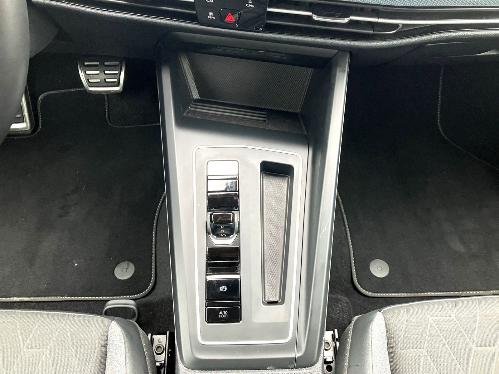 Volkswagen Golf - Bild 7