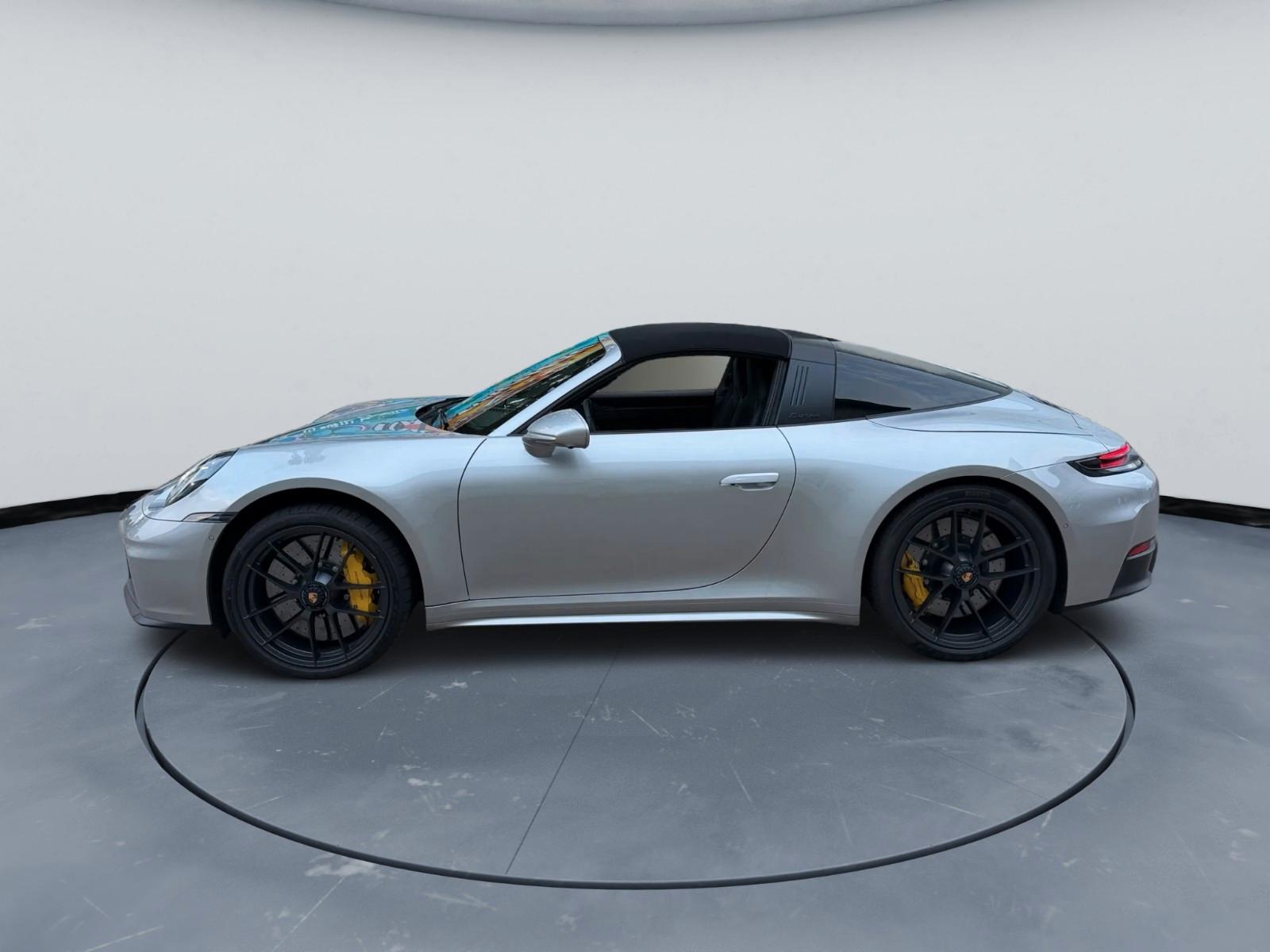 Porsche .2 911 Targa 4 GTS T-Hybrid BURMESTER PCCB LIFT