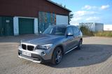 BMW X1 xDrive18d *Panorama Dach, gepflegter Zustand* - BMW X1 mit Diesel-Antrieb: Standheizung