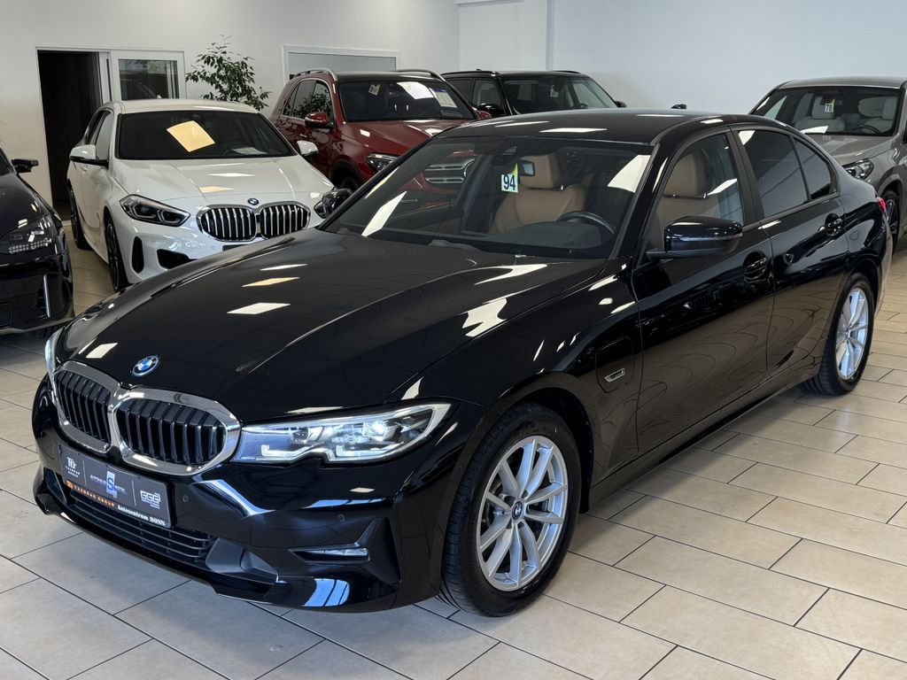 Image of BMW 320