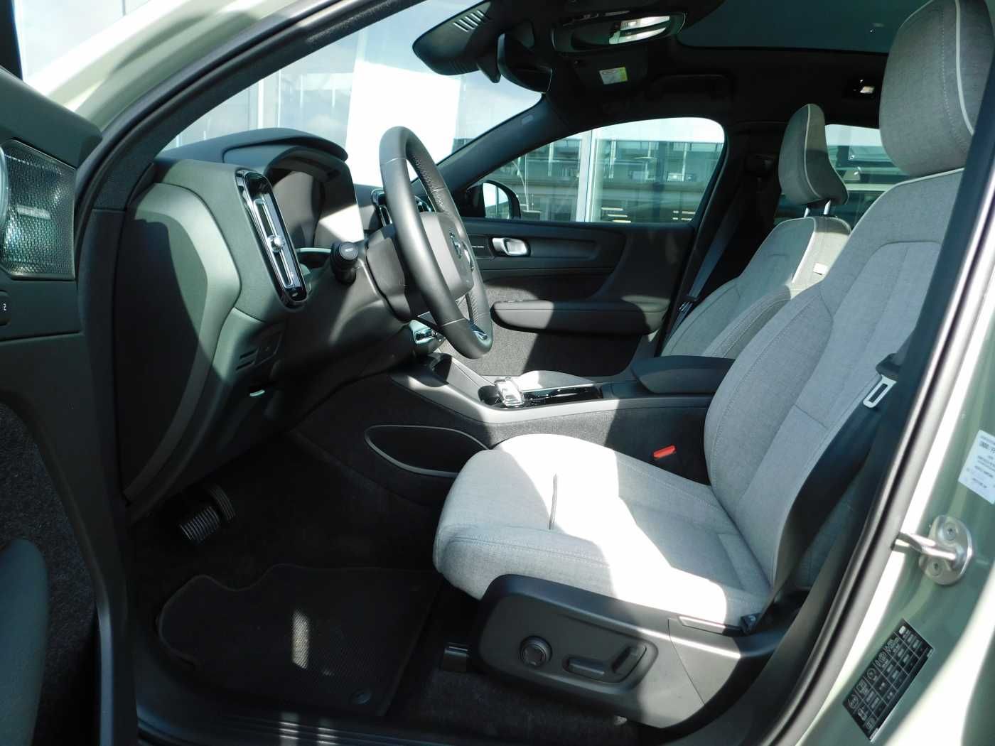 Fahrzeugabbildung Volvo C40 Recharge Twin Motor Ultimate AWD