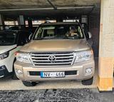 Toyota Land Cruiser 4,5-l-V8-D-4D Executive Automat... - Toyota Land Cruiser V8-Executive