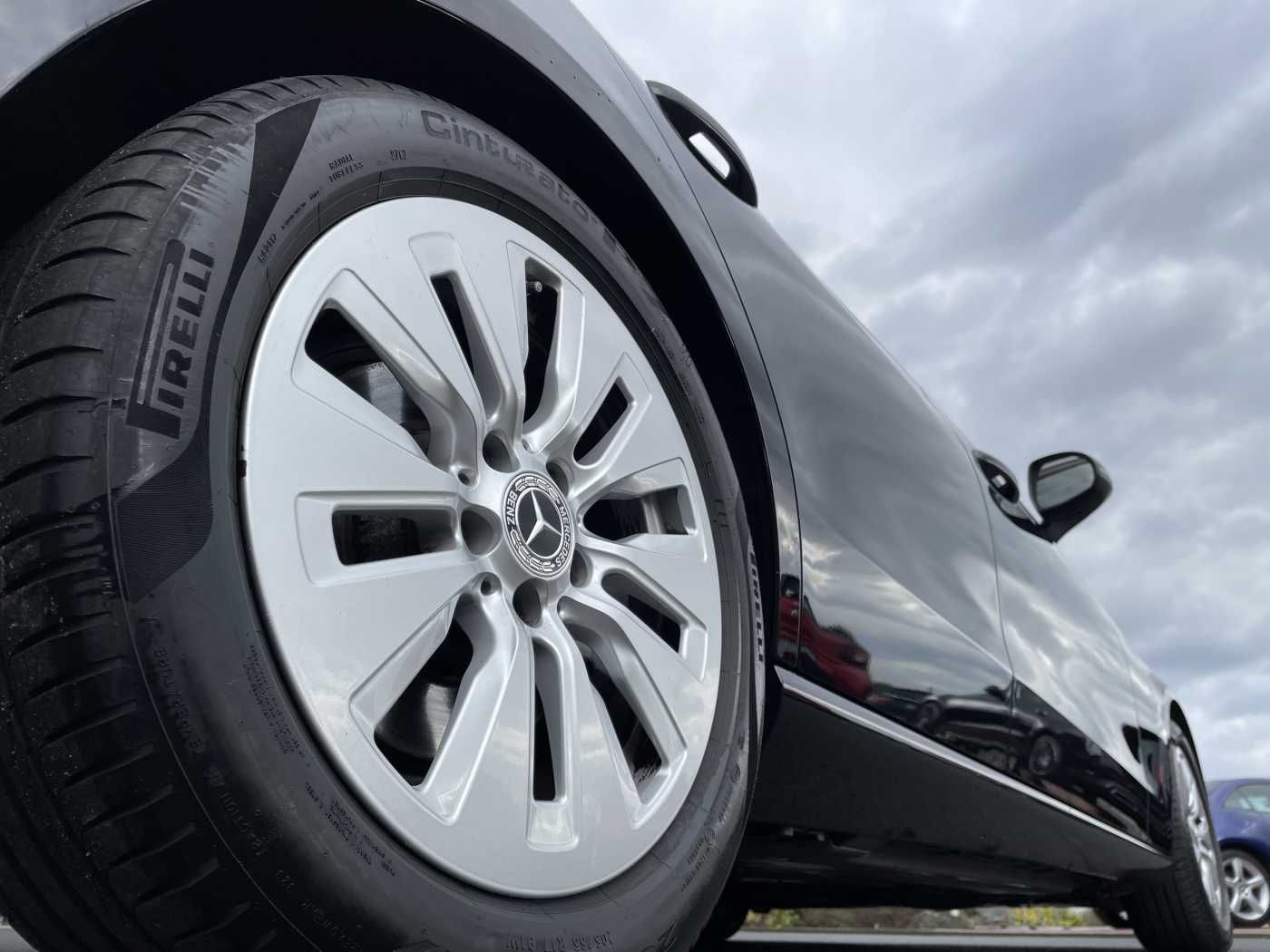 Fahrzeugabbildung Mercedes-Benz C 200 d T 9G R-Kamera+DISTR+TOTW +DAB