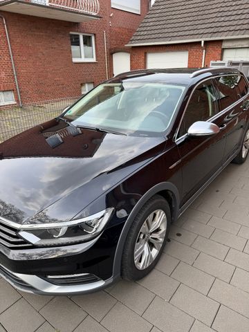 VW Passat Alltrack 2.0 TDI SCR 140kW DSG 4MOT A...