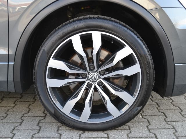 Tiguan 2.0 TDI 240 PS 4M DSG R-Line VOLL/HL/PANO