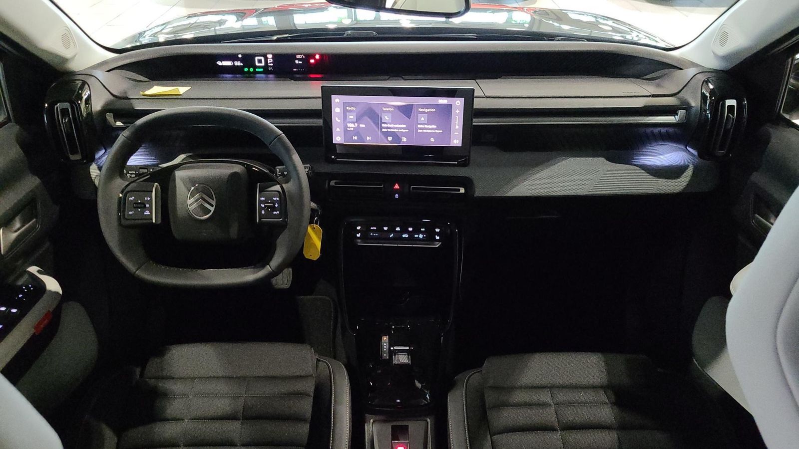 Fahrzeugabbildung Citroën e-C3 Aircross Max 113 PS AT