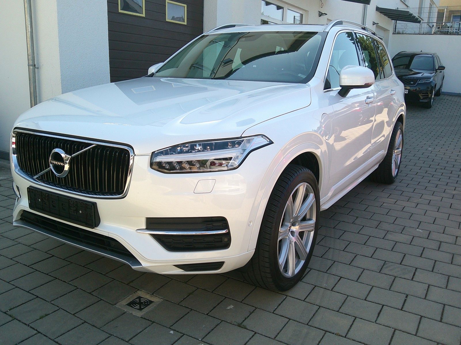 Volvo XC90 - 1