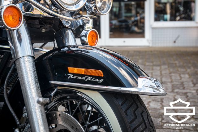 Fahrzeugabbildung Harley-Davidson FLHRCI ROAD KING CLASSIC - SUPERTRAPP-FISHTAIL