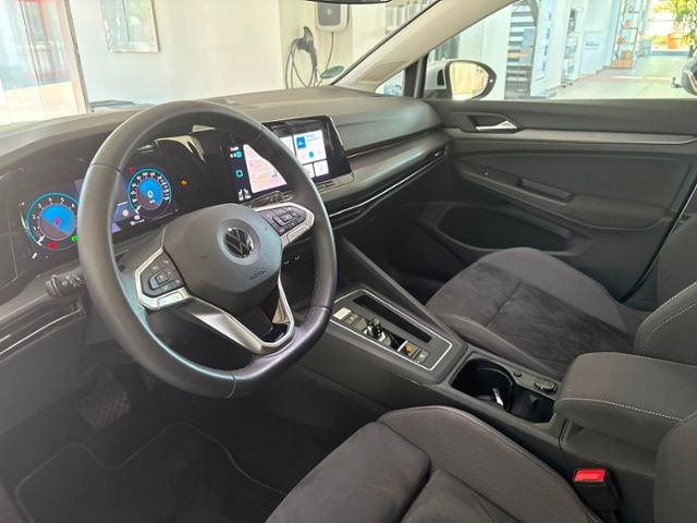Golf  Style 2.0 TSI DSG LED NAV APP 8FACH