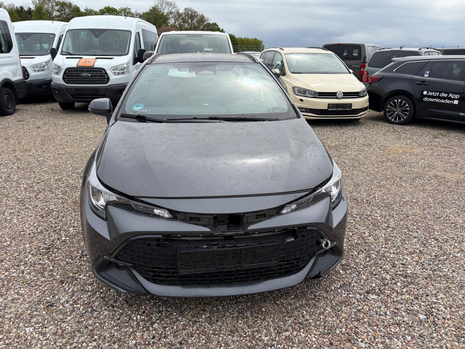 Toyota Corolla 1,8 Hybrid Team Deutschl ,Unfall