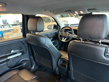 Mercedes-Benz GLB 200 *NAVI*ACC*LED*SPURASSIST*AHK*