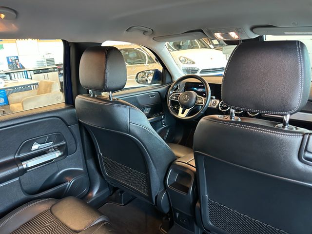 Mercedes-Benz GLB 200 *NAVI*ACC*LED*SPURASSIST*AHK*