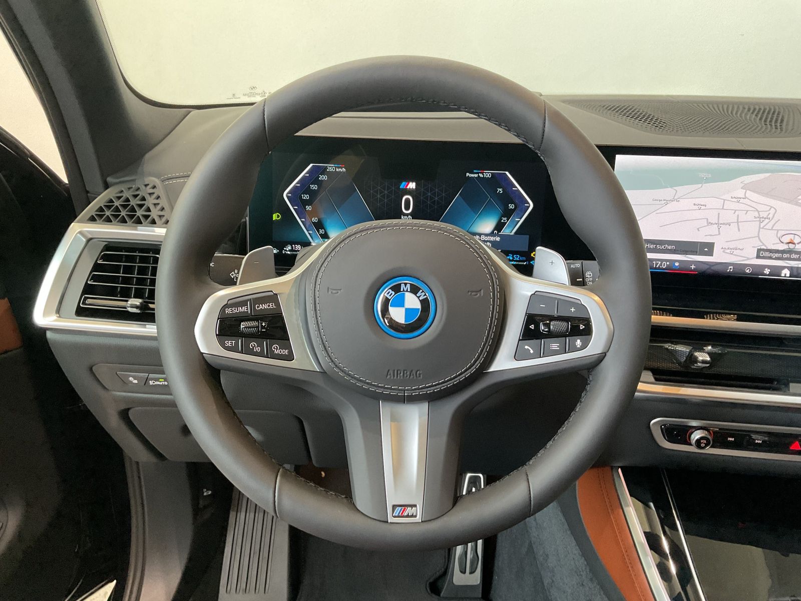 Fahrzeugabbildung BMW X5 xDrive50e M Sportpaket Pro Komfortpaket Plus