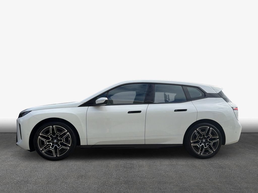 BMW iX xDrive45 M-Paket LED H&K NAV foto 5