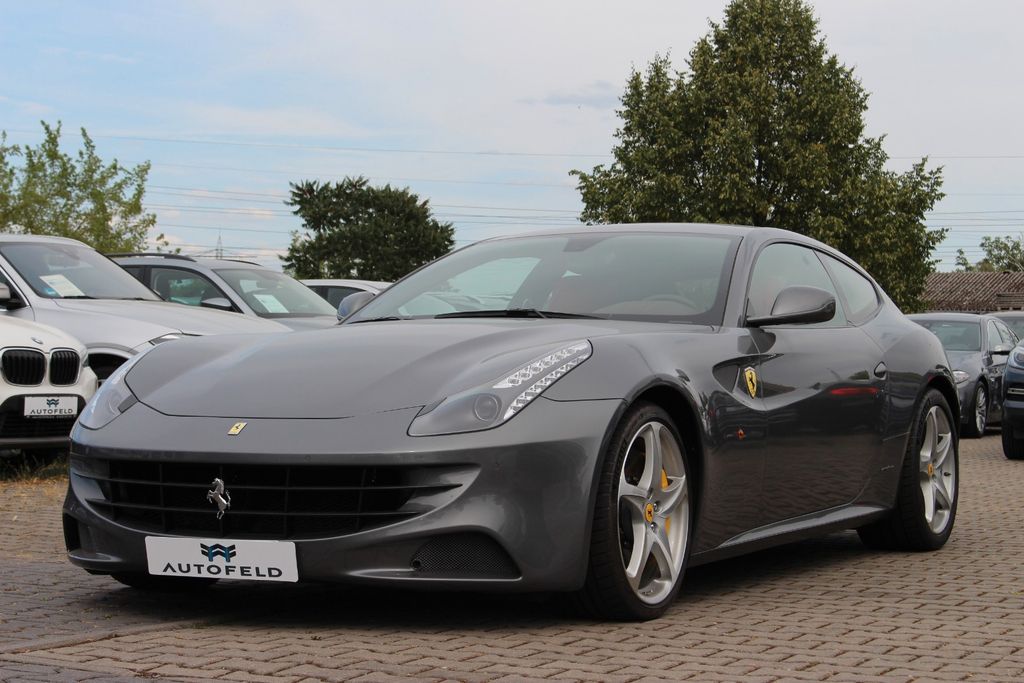 Ferrari FF