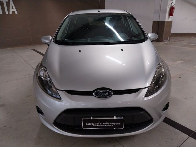 Ford Fiesta 1.2 82 CV 5 porte Titanium - ok neop