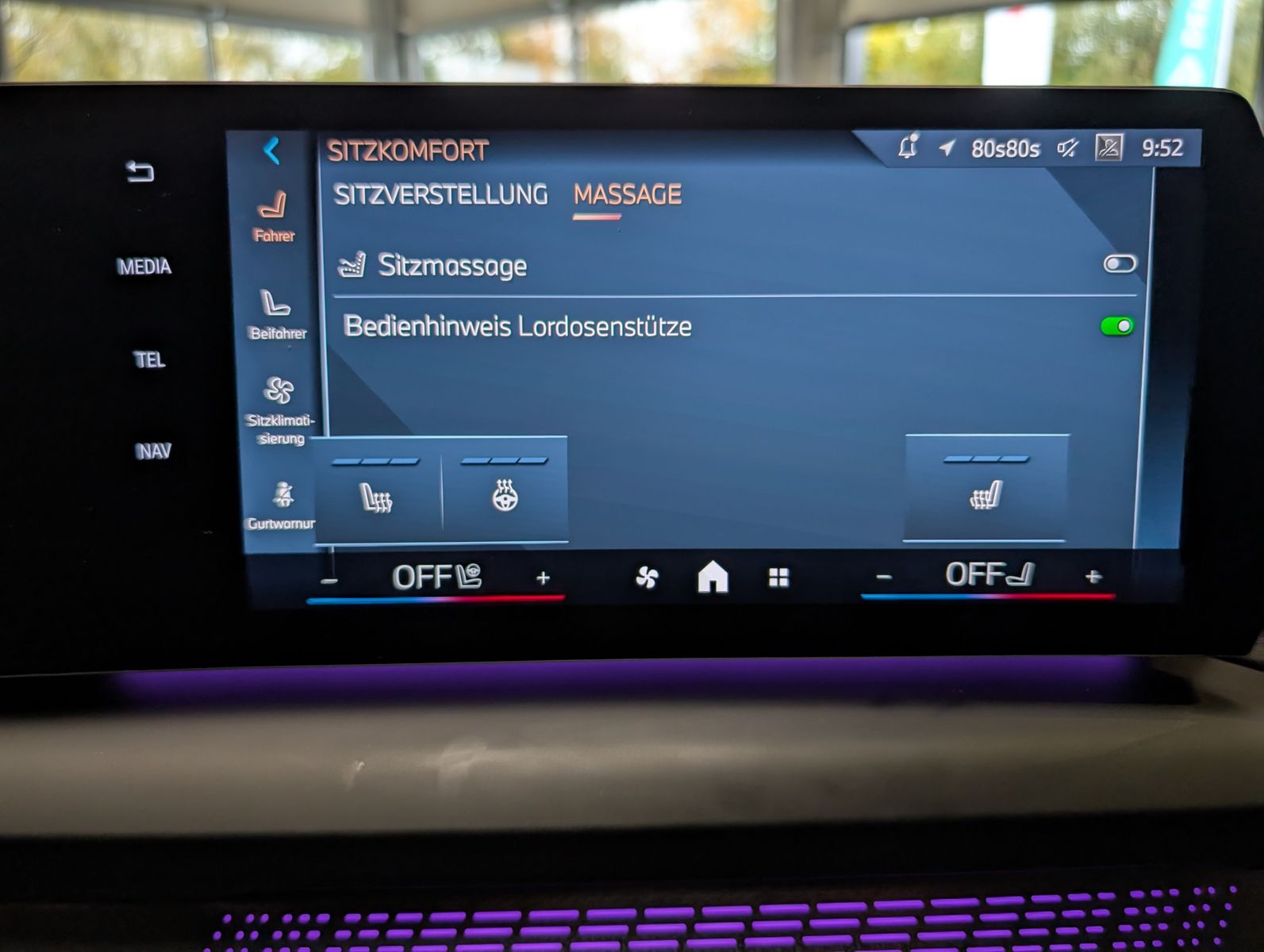 Fahrzeugabbildung BMW 123 i xDrive M-Sport Massag H/K Kamera Pano AHK