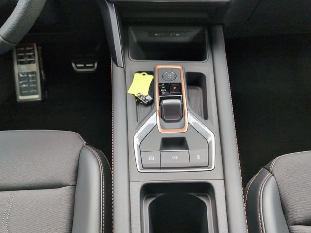 Leon ST / UPE: 52.845,- € / 1.5 e-Hybrid AHK ACC