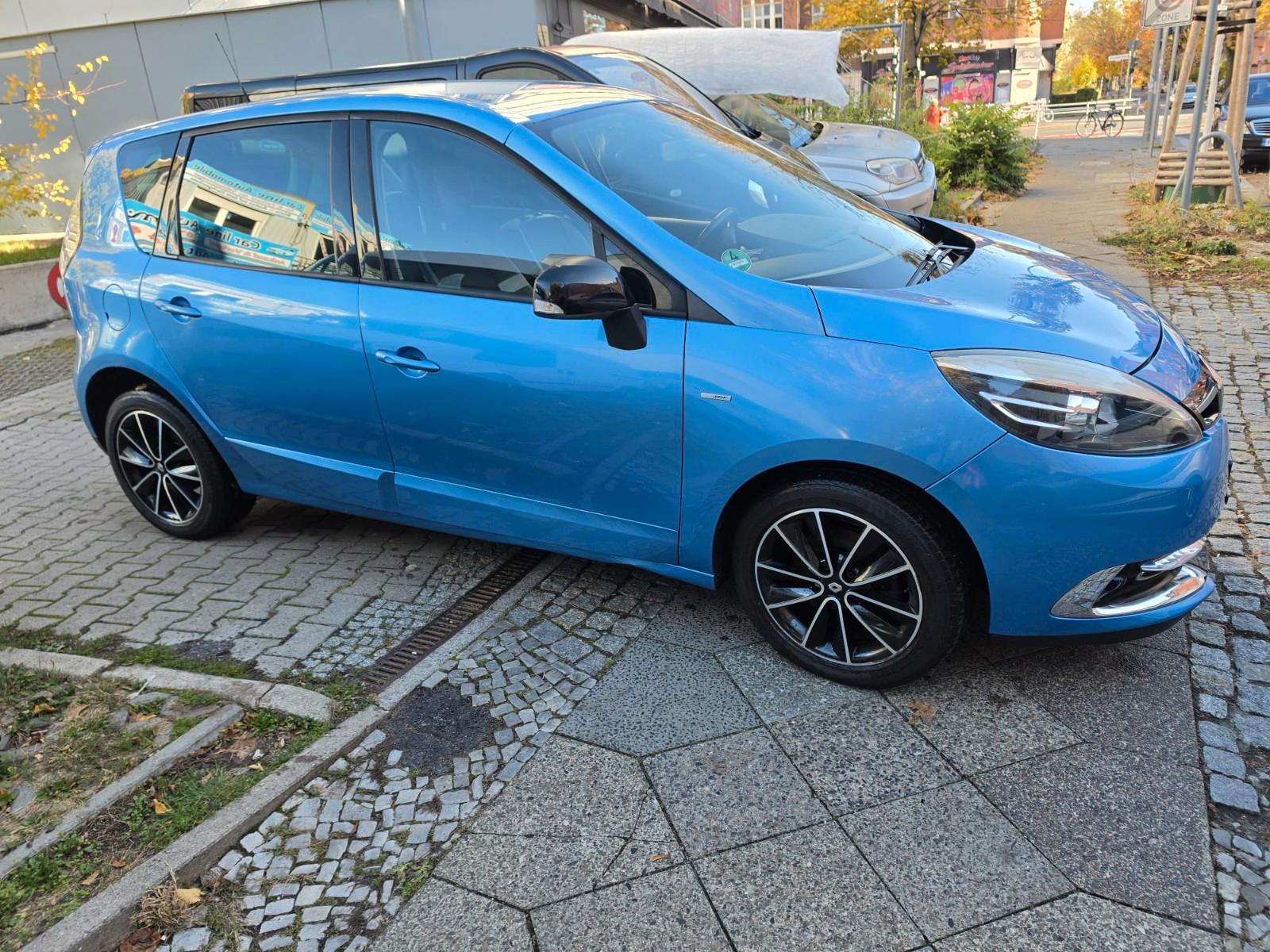 Renault Scenic 2013 — двигун 1.598 cm³, 131 HP (96kW)