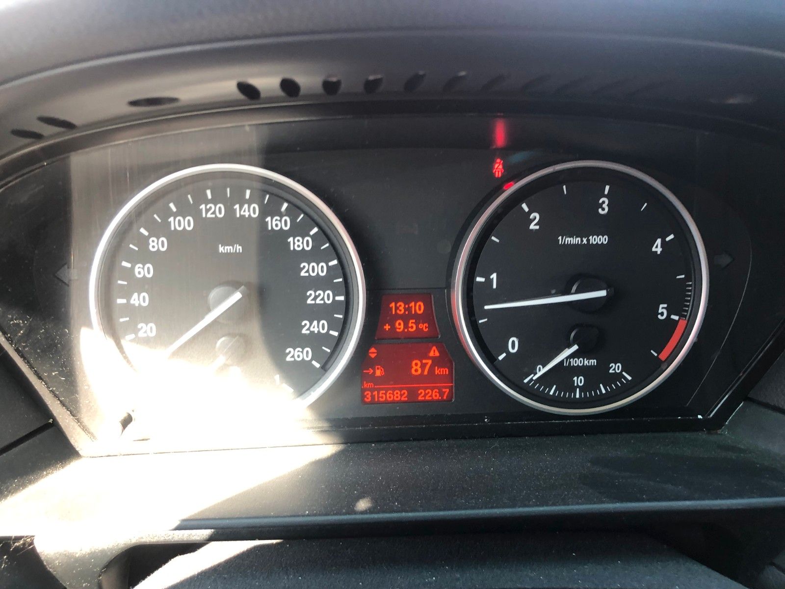 Fahrzeugabbildung BMW 525 Touring Shadow-Line