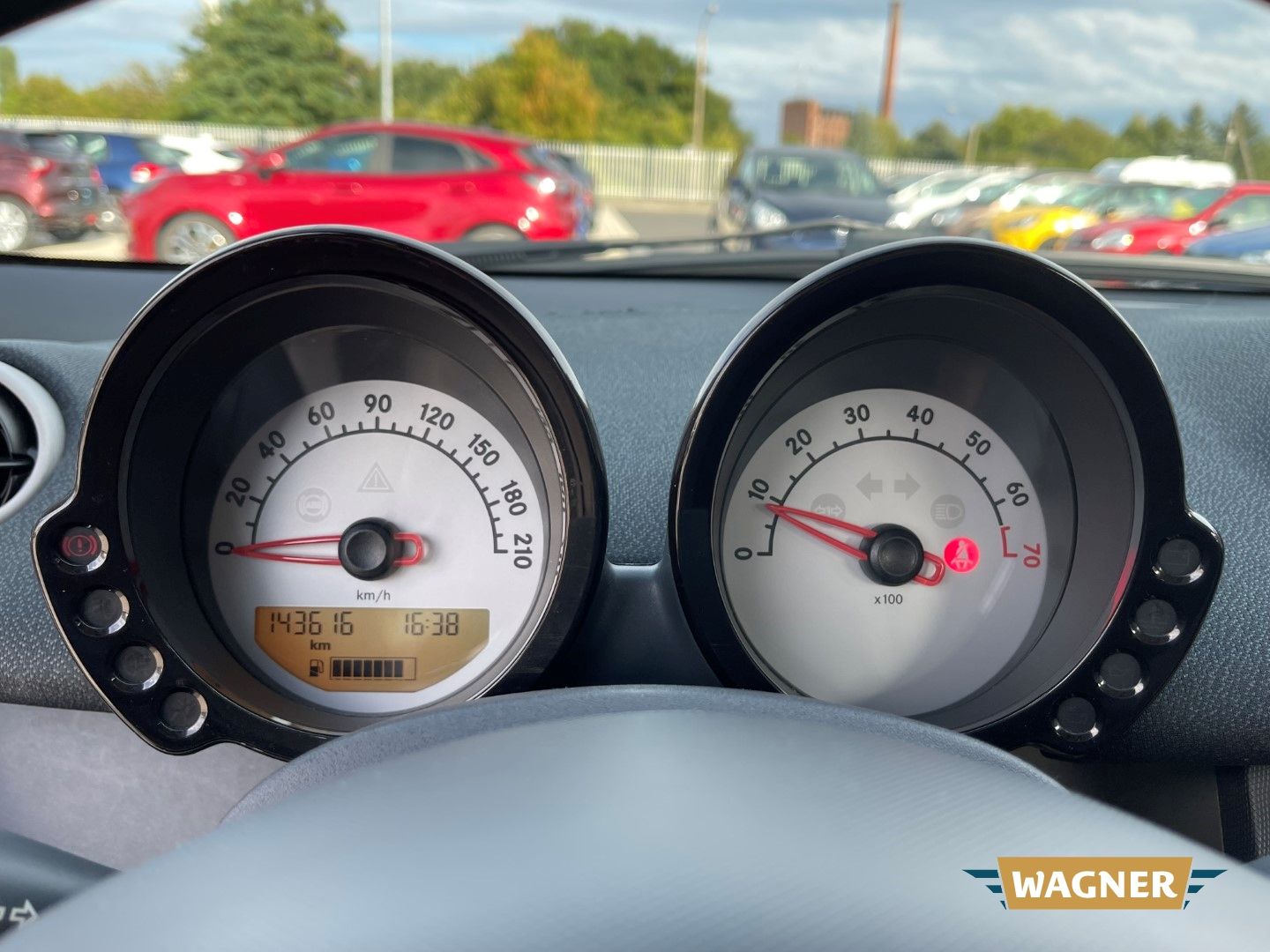 Fahrzeugabbildung Smart forfour Klima Servolenkung Radio TÜV 07/2028