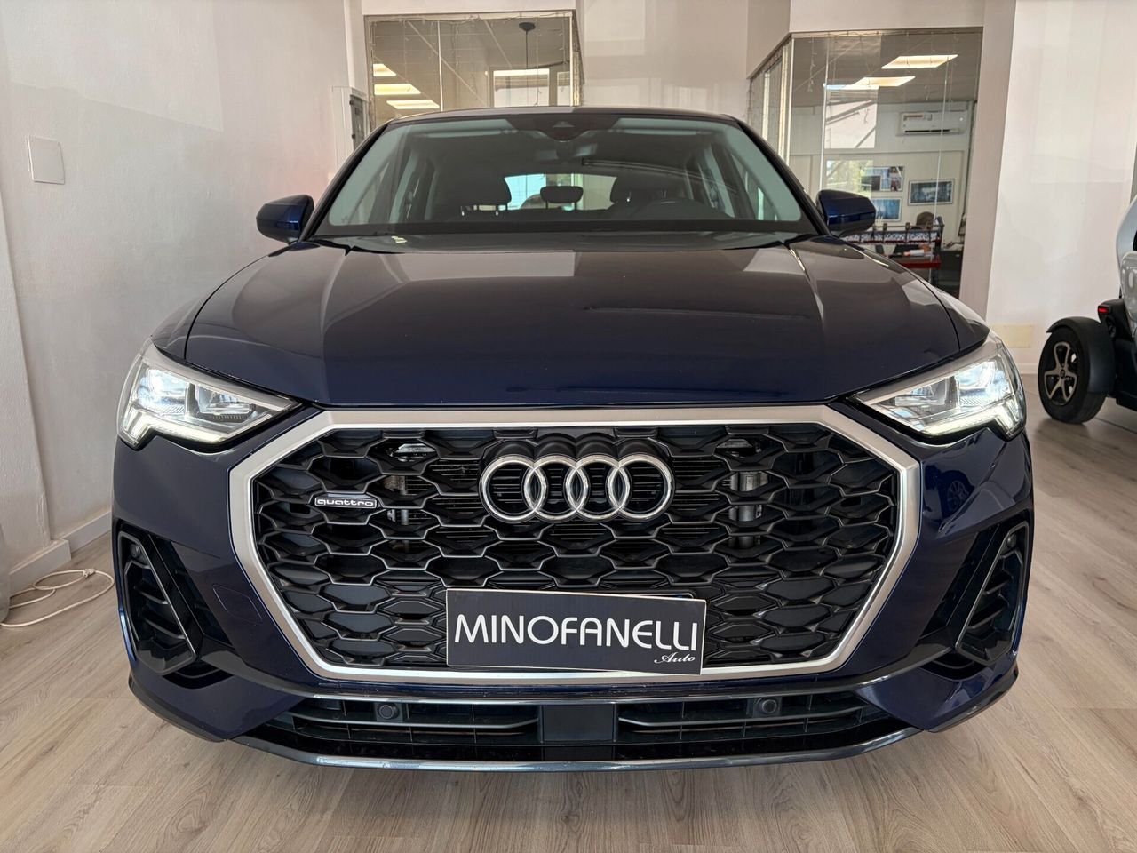 Audi Q3 SPB 40 TDI quattro S tronic Business Plu