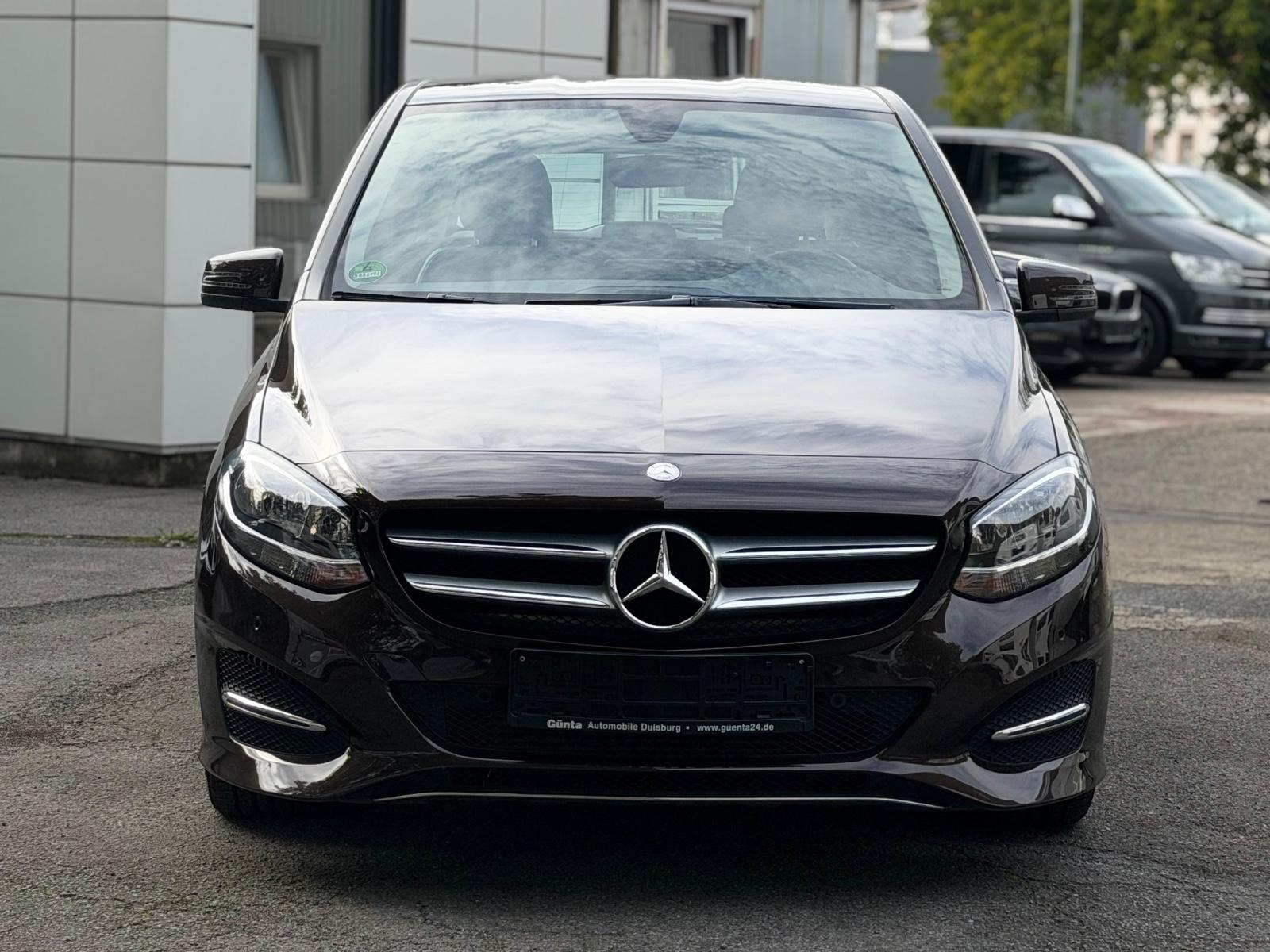 Mercedes-Benz B 180 " Urban "AHK/Navi  Mod 2016