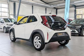 Toyota Aygo (X) - 11