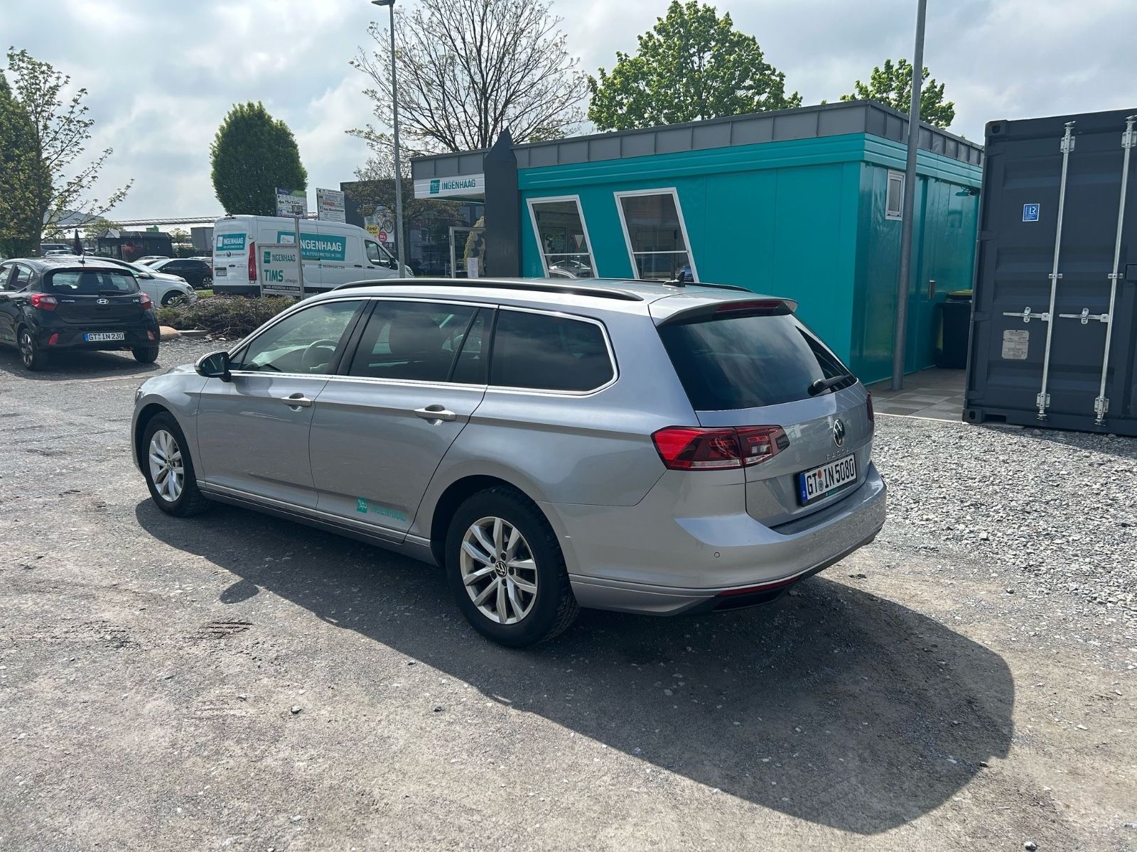 Fahrzeugabbildung Volkswagen Passat Variant Business 1.5 TSI Comfline DSG AHK