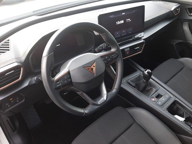 Fahrzeugabbildung Cupra Formentor 1.5 TSI Navi Kamera ACC LED 18" ParkAs