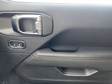 Jeep Wrangler 2.0 T-GDI Unlimited Sahara ACC LED KAM